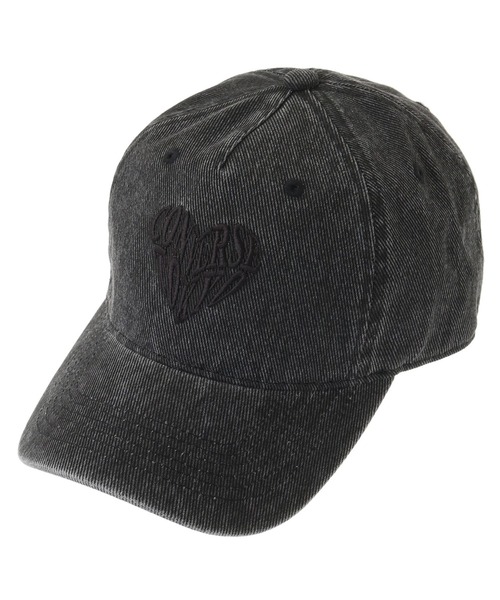 CONVERSE TOKYO（コンバーストウキョウ）の「PIGMENT DYE HEART LOGO CAP（キャップ・レディース・ブルー/ブラック/レッド・FREE）」の2枚目の写真