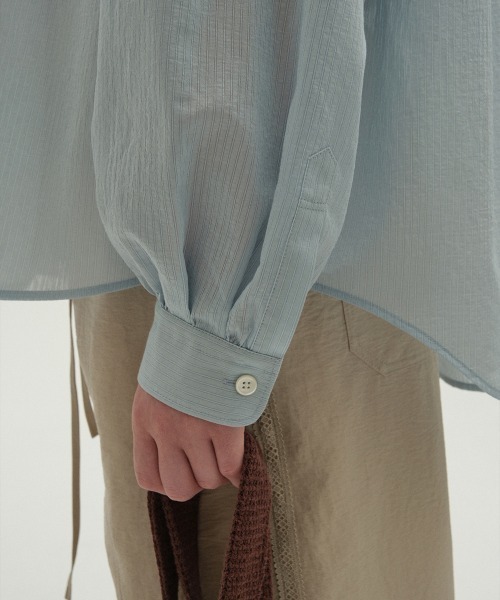 clor(クロル)の「OVERFIT STRIPE SHIRT(シャツ/ブラウス・レディース・ホワイト/ライトブルー・S/M)」の5枚目の写真