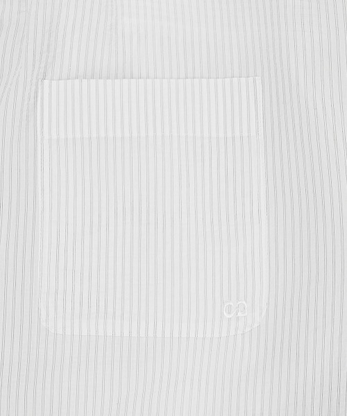 clor(クロル)の「OVERFIT STRIPE SHIRT(シャツ/ブラウス・レディース・ホワイト/ライトブルー・S/M)」の19枚目の写真