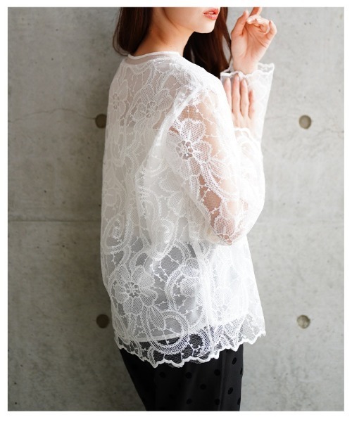 Sawa a la mode(サワアラモード)の「花柄レースレイヤードカットソー(Tシャツ/カットソー・レディース・ホワイト/ブラック・FREE)」の11枚目の写真