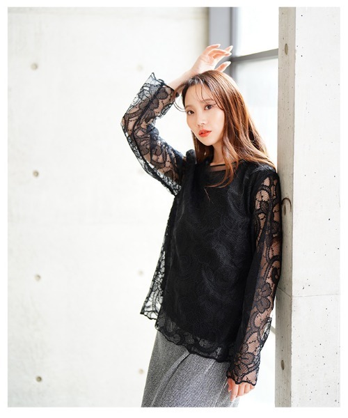 Sawa a la mode(サワアラモード)の「花柄レースレイヤードカットソー(Tシャツ/カットソー・レディース・ホワイト/ブラック・FREE)」の14枚目の写真