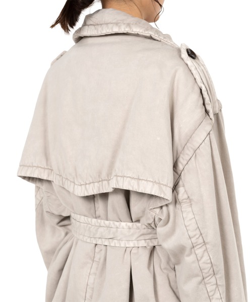 Maison MIHARA YASUHIRO(メゾンミハラヤスヒロ)の「Puffer Trench Coat(トレンチコート・レディース・ブラック/ベージュ・40/36/38)」の20枚目の写真