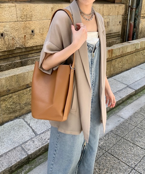 DouDou（ドゥドゥ）の「ショルダーバッグ（ショルダーバッグ・レディース・ブラック/グレイッシュベージュ/キャメル・FREE）」の9枚目の写真