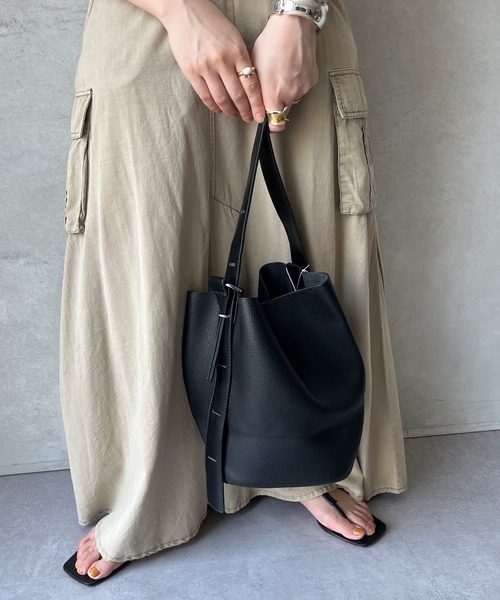 DouDou（ドゥドゥ）の「ショルダーバッグ（ショルダーバッグ・レディース・ブラック/グレイッシュベージュ/キャメル・FREE）」の12枚目の写真