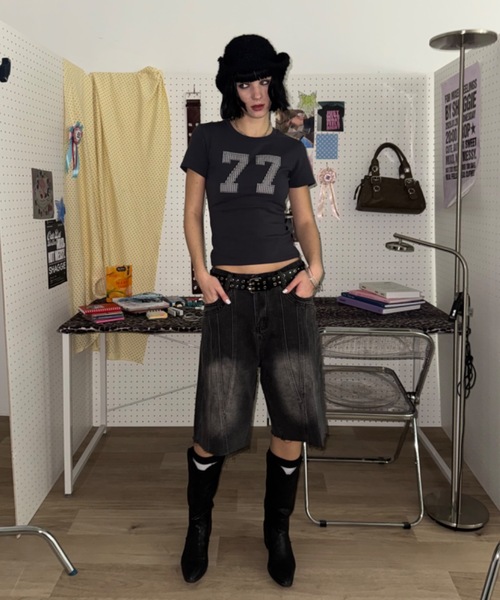 SHAGGIE(シャギー)の「カットオフオーバーハーフパンツ(その他パンツ・レディース・ブルー/ブラック・FREE)」の13枚目の写真