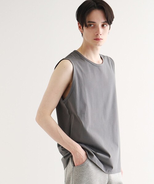 tk.TAKEO KIKUCHI（ティーケータケオキクチ）の「【接触冷感／UVカット／抗菌】フレンドリークールノースリーブカットソー（Tシャツ/カットソー・メンズ・ホワイト/ブラック/チャコールグレー・01/02/03）」の3枚目の写真