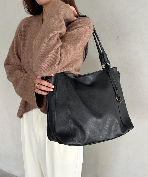 MYMOOD.(マイムード)の「【A4収納可能/通勤/通学】PU2WAYショルダーバッグ トートバッグ(ショルダーバッグ・レディース・ブラウン/ブラック・FREE)」の5枚目の写真