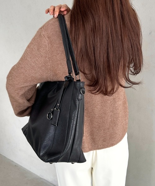MYMOOD.(マイムード)の「【A4収納可能/通勤/通学】PU2WAYショルダーバッグ トートバッグ(ショルダーバッグ・レディース・ブラウン/ブラック・FREE)」の7枚目の写真