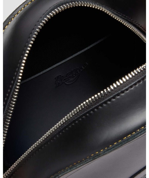 Dr. Martens（ドクターマーチン）の「Dr. Martens/ドクターマーチン ラウンド バックパック 41361001（ショルダーバッグ・メンズ・ブラック・FREE）」の15枚目の写真