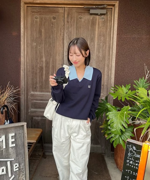 solleim(ソルレム)の「ワンポイント刺繍レイヤード襟付きポロニット(ニット/セーター・レディース・ブラック系/ネイビー系/グレー系・L/M)」の19枚目の写真