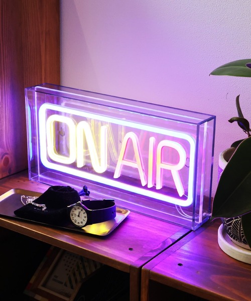 niko and...（ニコアンド）の「LEDネオンサイン（ONAIR）（照明・レディース・その他・0）」の2枚目の写真