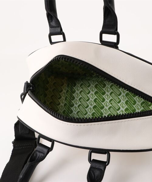 PUMA（プーマ）の「PUMA プーマ U ARCHIVE MINI GRIP BAG バッグ 091137 06FROSTED IVORY（ボディバッグ/ウエストポーチ・メンズ・ホワイト・FREE）」の4枚目の写真