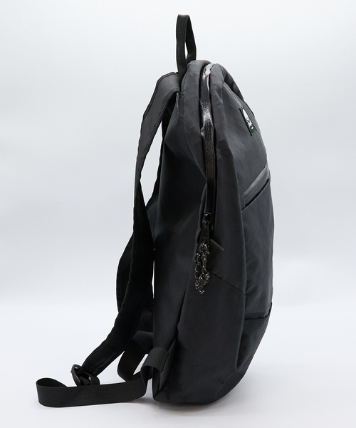 Flowfold(フローフォールド)の「【Flowfold/フローフォールド】BACKPACK /バックパック/10L/(バックパック/リュック・メンズ・ホワイト/ダークベージュ/パープル/ブラック・フリー)」の6枚目の写真