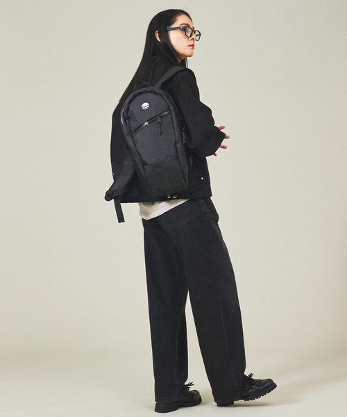 Flowfold(フローフォールド)の「【Flowfold/フローフォールド】BACKPACK /バックパック/10L/(バックパック/リュック・メンズ・ホワイト/ダークベージュ/パープル/ブラック・フリー)」の10枚目の写真
