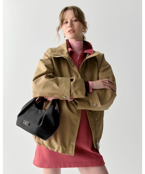 kate spade new york（ケイトスペード ニューヨーク）の「カータースモール プリーテッド クロスボディ（ハンドバッグ・レディース・ブラック・ONESIZE）」の2枚目の写真