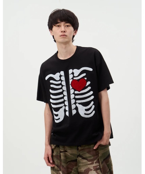 DISCOVERED(ディスカバード)の「DISCOVERED BRUSH BONE&HEART TEE(Tシャツ/カットソー・メンズ・ホワイト/ブラック・1/3)」の10枚目の写真