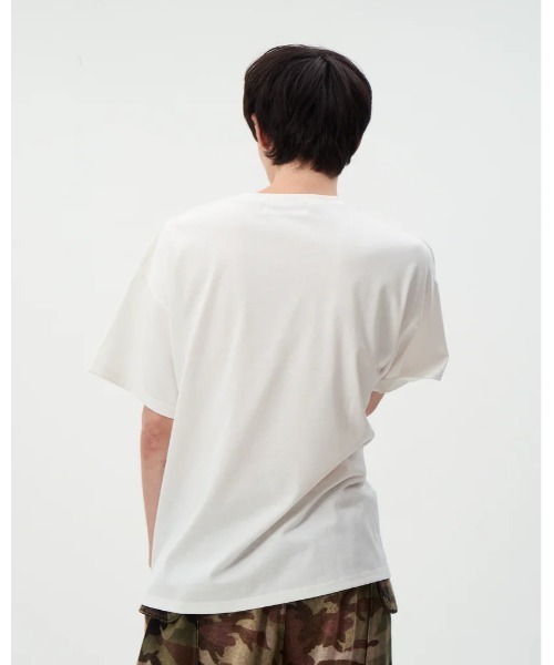 DISCOVERED(ディスカバード)の「DISCOVERED BRUSH BONE&HEART TEE(Tシャツ/カットソー・メンズ・ホワイト/ブラック・1/3)」の7枚目の写真