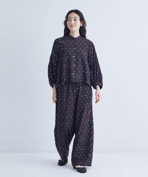 conges payes ADIEU TRISTESSE(コンジェ ペイエ アデュートリステス)の「フラワージャカードブラウス(シャツ/ブラウス・レディース・ブラウン系その他/グレー系その他・38)」の11枚目の写真