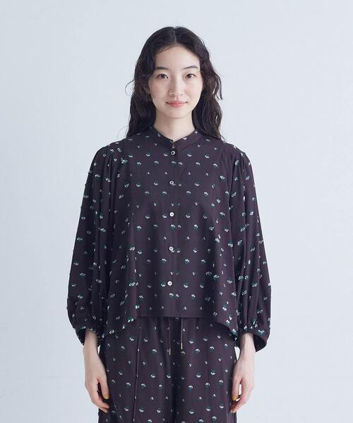 conges payes ADIEU TRISTESSE(コンジェ ペイエ アデュートリステス)の「フラワージャカードブラウス(シャツ/ブラウス・レディース・ブラウン系その他/グレー系その他・38)」の15枚目の写真