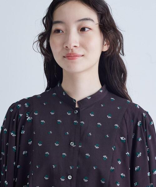 conges payes ADIEU TRISTESSE(コンジェ ペイエ アデュートリステス)の「フラワージャカードブラウス(シャツ/ブラウス・レディース・ブラウン系その他/グレー系その他・38)」の18枚目の写真