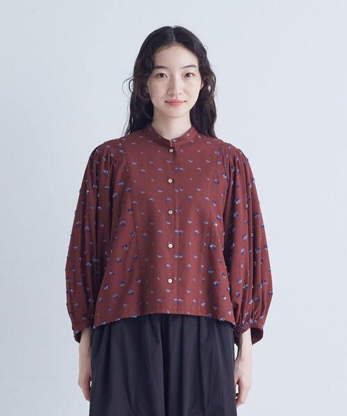 conges payes ADIEU TRISTESSE(コンジェ ペイエ アデュートリステス)の「フラワージャカードブラウス(シャツ/ブラウス・レディース・ブラウン系その他/グレー系その他・38)」の3枚目の写真