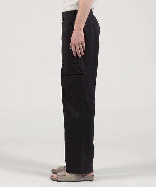 JAMES PERSE（ジェームスパース）の「ヘリンボーンツイル ユーティリティパンツ MMHT1417（カーゴパンツ・メンズ・ブラック・2/3/1/0/4）」の2枚目の写真