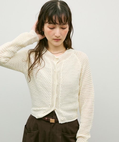 Lutim by u(ルチバイユー)の「Basket knit cardigan with raglan sleeves / バスケット編みラグランカーディガン(カーディガン/ボレロ・レディース・ブラック/ナチュラル/レッド・FREE)」の2枚目の写真