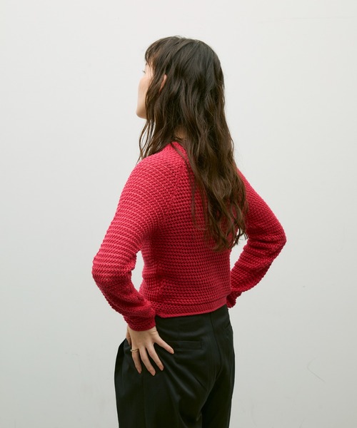 Lutim by u(ルチバイユー)の「Basket knit cardigan with raglan sleeves / バスケット編みラグランカーディガン(カーディガン/ボレロ・レディース・ブラック/ナチュラル/レッド・FREE)」の15枚目の写真