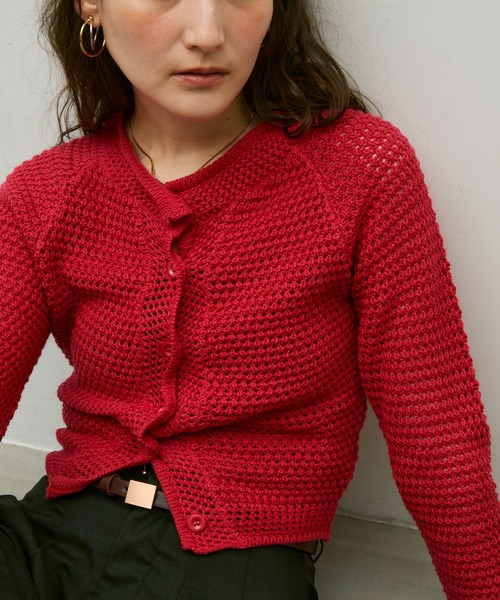 Lutim by u(ルチバイユー)の「Basket knit cardigan with raglan sleeves / バスケット編みラグランカーディガン(カーディガン/ボレロ・レディース・ブラック/ナチュラル/レッド・FREE)」の19枚目の写真