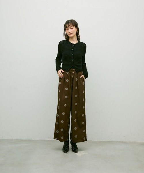 Lutim by u(ルチバイユー)の「Basket knit cardigan with raglan sleeves / バスケット編みラグランカーディガン(カーディガン/ボレロ・レディース・ブラック/ナチュラル/レッド・FREE)」の6枚目の写真