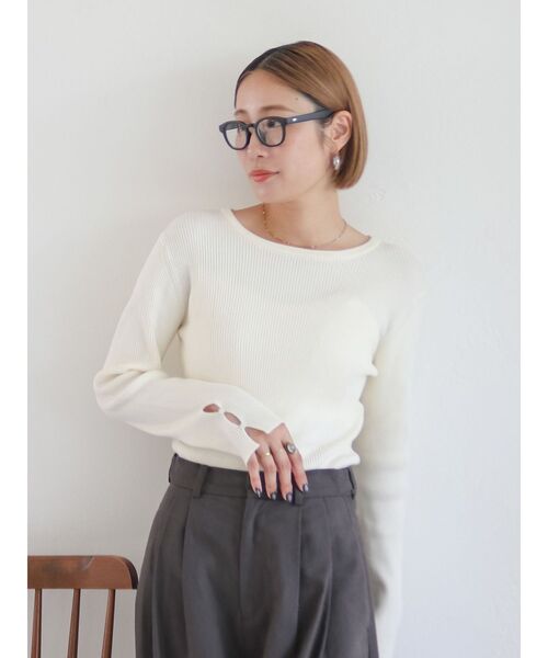 Ungrid（アングリッド）の「バックデザインニット（ニット/セーター・レディース・オフホワイト/ブラック/グリーン・FREE）」の5枚目の写真