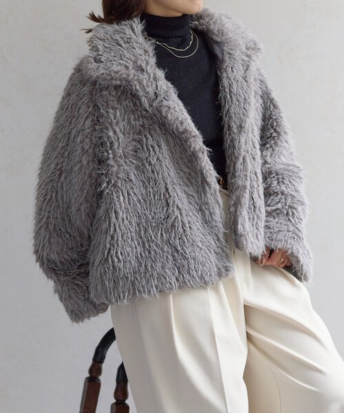 Thevon(ゼボン)の「MIXファースタンドブルゾン(ブルゾン・レディース・チャコールグレー/オフホワイト/グレイッシュベージュ・FREE)」の12枚目の写真