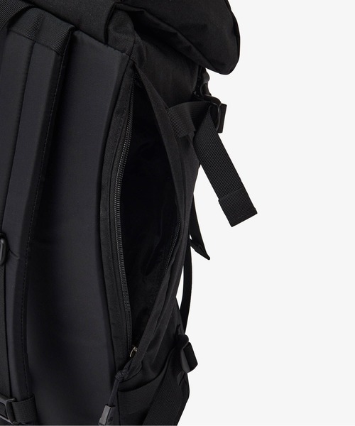 THE NORTH FACE（ザノースフェイス）の「【THE NORTH FACE/ザ ノースフェイス】KLETTERSAC（バックパック/リュック・メンズ・ブラック/ダークグリーン/カーキ/イエローゴールド/パープル・FREE）」の14枚目の写真