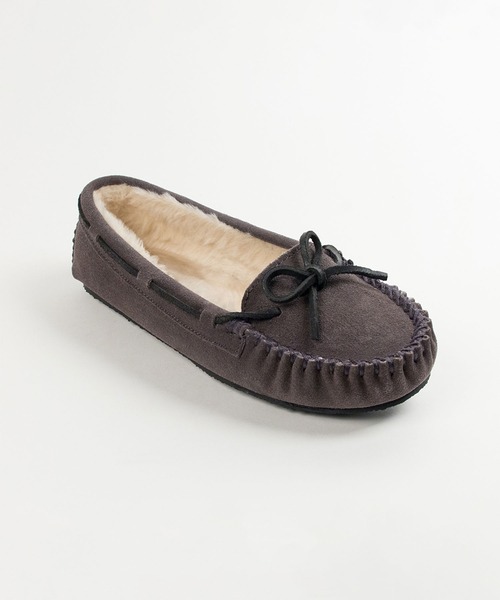 Minnetonka(ミネトンカ)の「【MINNETONKA/ミネトンカ 】 CALLY / キャリー ファーモカシン(モカシン/デッキシューズ・レディース・ブラック/ダークブラウン/ベージュ/ネイビー/グレー/ストーン・6/8/9/5/7)」の7枚目の写真