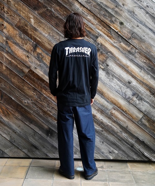 THRASHER(スラッシャー)の「CRACKED HOMETOWN L/S T-SHIRTS/THRASHER スラッシャークラックド ホームタウン 長袖 Tシャツ ロンT フロント バック ロゴ プリント ストリート スケート(Tシャツ/カットソー・メンズ・ブラック/ホワイト・MEDIUM/LARGE/X-LARGE/SMALL)」の20枚目の写真
