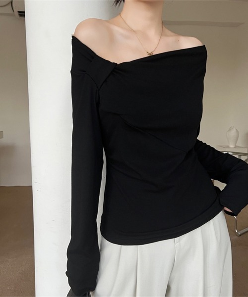 ReRe(リリ)の「ツイストネックオフショルトップス(Tシャツ/カットソー・レディース・ブルー/グレー/ブラック/ピンク/オフホワイト・FREE)」の7枚目の写真