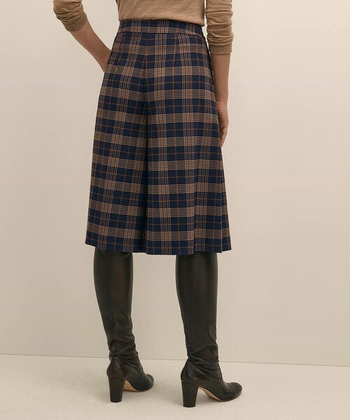 BROOKS BROTHERS(ブルックスブラザーズ)の「ポリエステルブレンド タータンチェック キュロットパンツ(その他パンツ・レディース・ネイビー・0/2/4/6/8)」の2枚目の写真