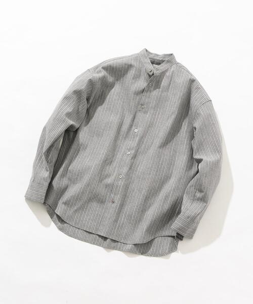 URBAN RESEARCH ROSSO MEN(アーバンリサーチロッソメン)の「ストライプバンドカラーリラックスシャツ(シャツ/ブラウス・メンズ・ベージュ/グレー・LARGE/MEDIUM)」の1枚目の写真
