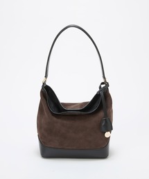 TREASURE TOPKAPI（トレジャートプカピ）の「【TREASURE TOPKAPI】スエード レザーコンビ ワンショルダーバッグ チャーム付き（ショルダーバッグ）」