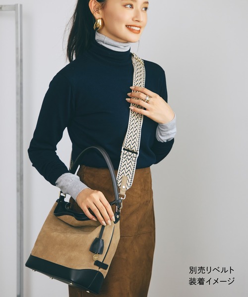 TREASURE TOPKAPI(トレジャートプカピ)の「【TREASURE TOPKAPI】スエード レザーコンビ ワンショルダーバッグ チャーム付き(ショルダーバッグ・レディース・ダークブラウン/ベージュ・FREE)」の19枚目の写真