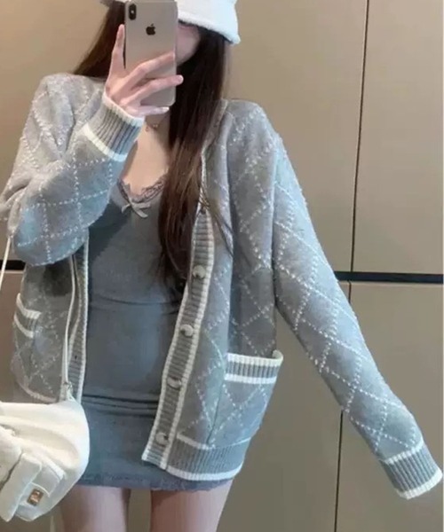 GLAMOROUS JANE(グラマラスジェーン)の「ダイヤ柄ジャガードニットカーディガン(カーディガン/ボレロ・レディース・ブラック/ブラウン/グレー・FREE)」の9枚目の写真