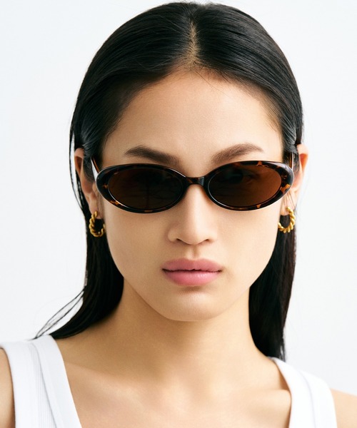 NUEF (ヌエフ)の「quatre-vingt-neuf89(サングラス・レディース・ブラック/ブラウン/ホワイト/ブラウン系その他・FREE)」の3枚目の写真