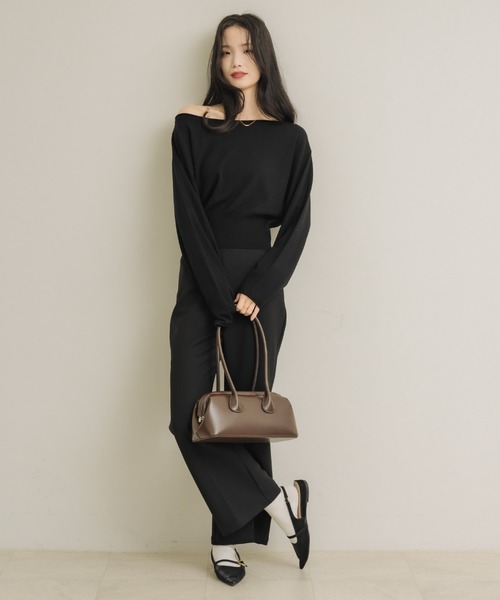 NEUNA（ヌナ）の「エッセンシャルクルーニット（ニット/セーター・レディース・ブラック/アイボリー/バーガンディー・FREE）」の12枚目の写真