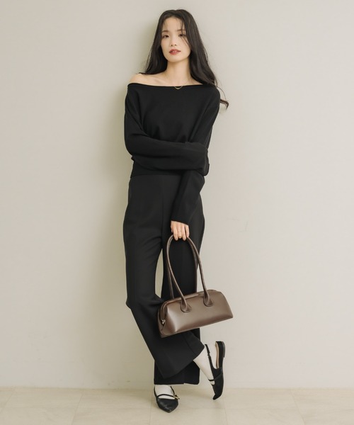 NEUNA（ヌナ）の「エッセンシャルクルーニット（ニット/セーター・レディース・ブラック/アイボリー/バーガンディー・FREE）」の14枚目の写真