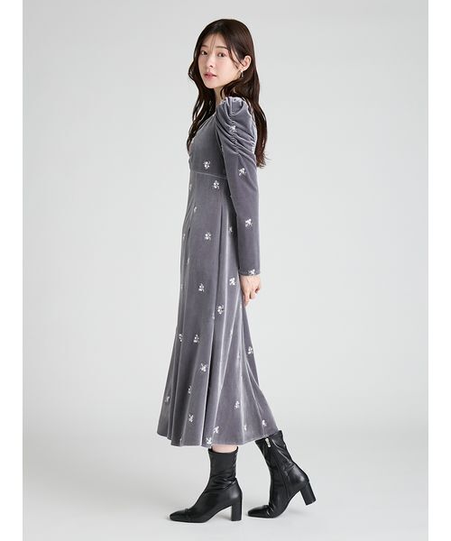 花柄刺繍ベロアワンピース（ワンピース）｜CELFORD（セルフォード）の