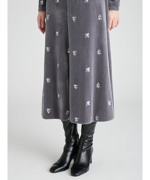 花柄刺繍ベロアワンピース（ワンピース）｜CELFORD（セルフォード）の