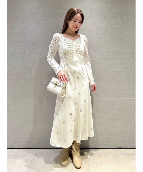 花柄刺繍ベロアワンピース（ワンピース）｜CELFORD（セルフォード）の