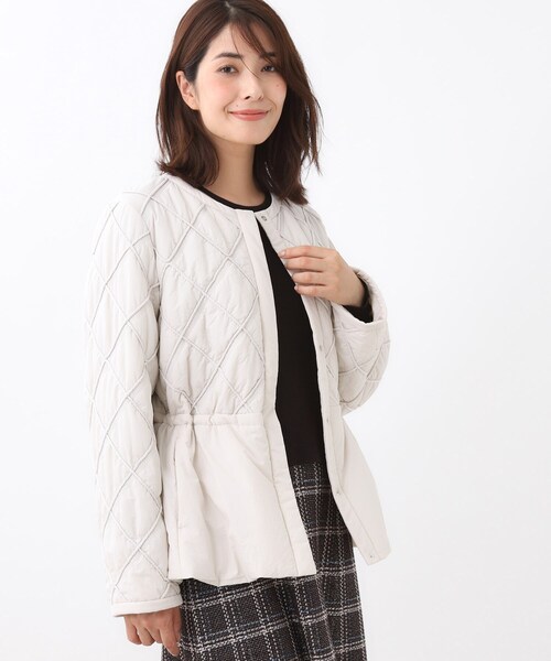 Reflect(リフレクト)の「【気軽な羽織に◎】中綿キルティングショートコート(その他アウター・レディース・ブラック/ライトベージュ・05/07/09/11/13/15 /17)」の11枚目の写真