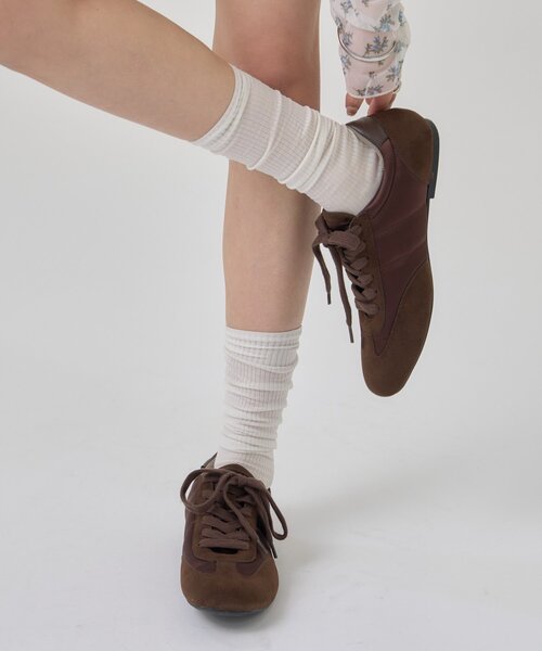 mystic（ミスティック）の「サテンラインスニーカー（ブーツ・レディース・ブラウン/ブラック・LARGE/SMALL/MEDIUM）」の3枚目の写真