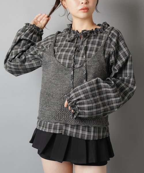 SPINNS（スピンズ）の「長袖チェックブラウス+ビスチェセット（シャツ/ブラウス・レディース・ブラウン/ネイビー/グレー・ONESIZE）」の13枚目の写真